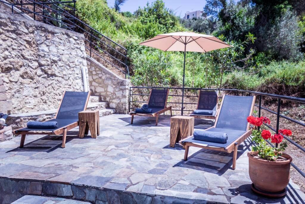 Villa Ventus, 40Sqm Private Pool & Hot Tub! Roussospítion 外观 照片