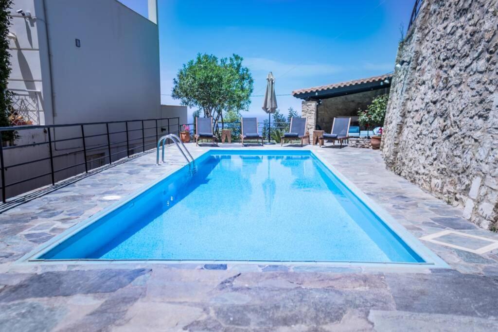 Villa Ventus, 40Sqm Private Pool & Hot Tub! Roussospítion 外观 照片
