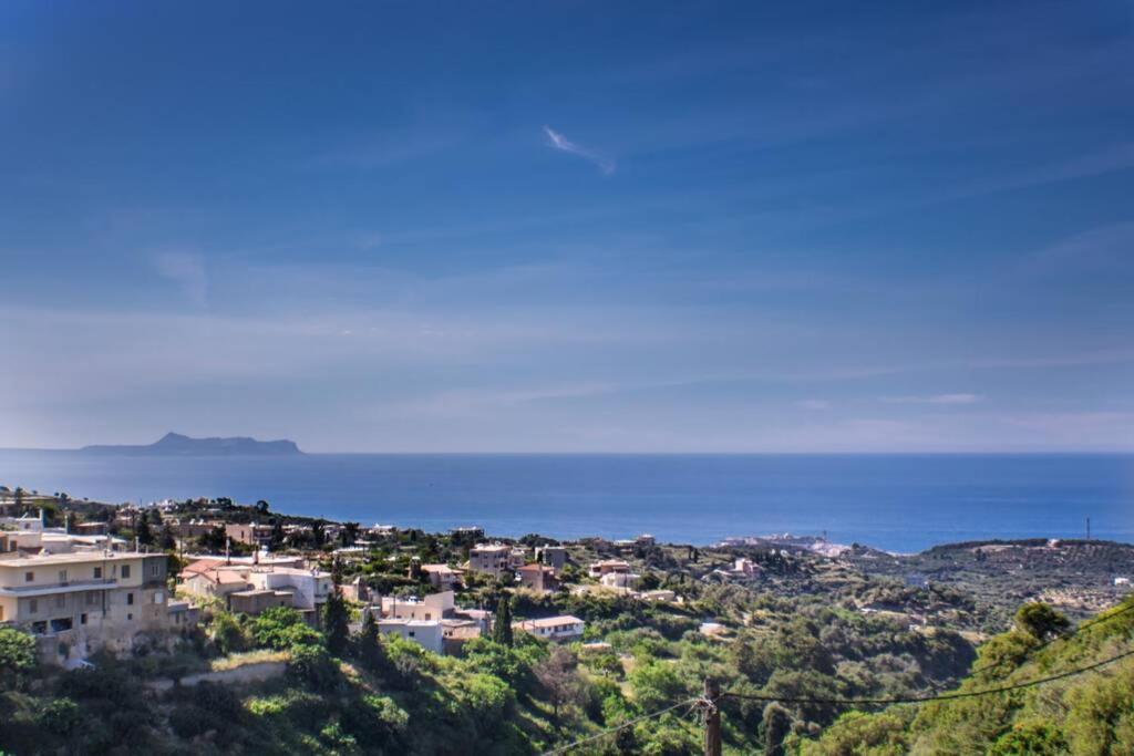 Villa Ventus, 40Sqm Private Pool & Hot Tub! Roussospítion 外观 照片