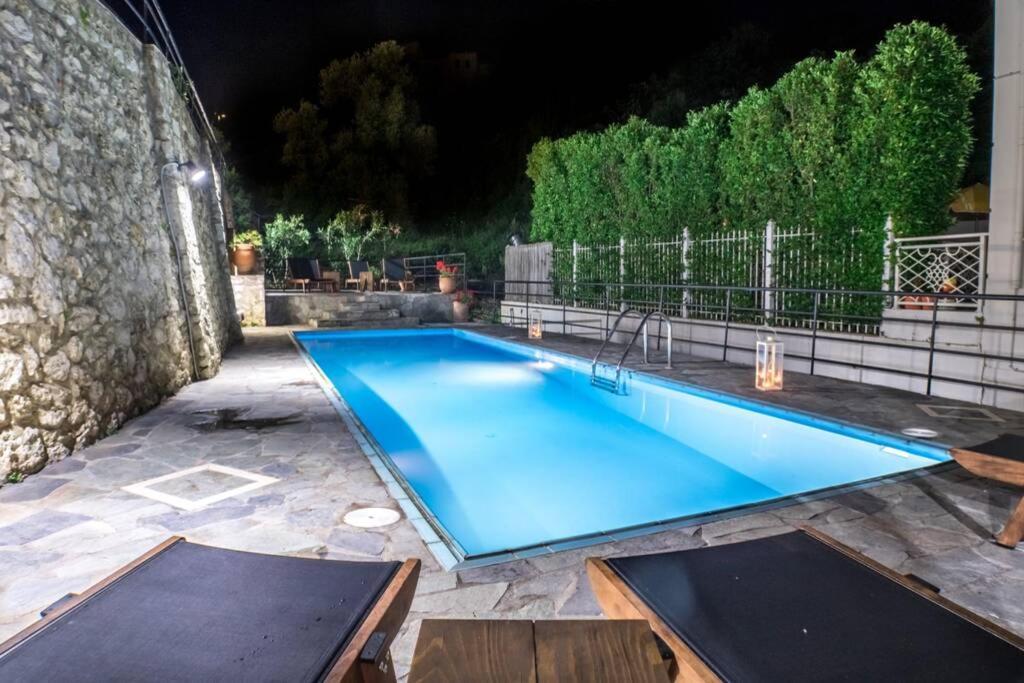 Villa Ventus, 40Sqm Private Pool & Hot Tub! Roussospítion 外观 照片