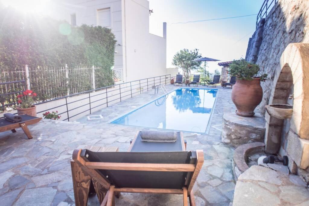 Villa Ventus, 40Sqm Private Pool & Hot Tub! Roussospítion 外观 照片