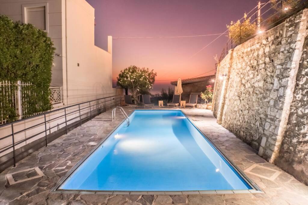 Villa Ventus, 40Sqm Private Pool & Hot Tub! Roussospítion 外观 照片